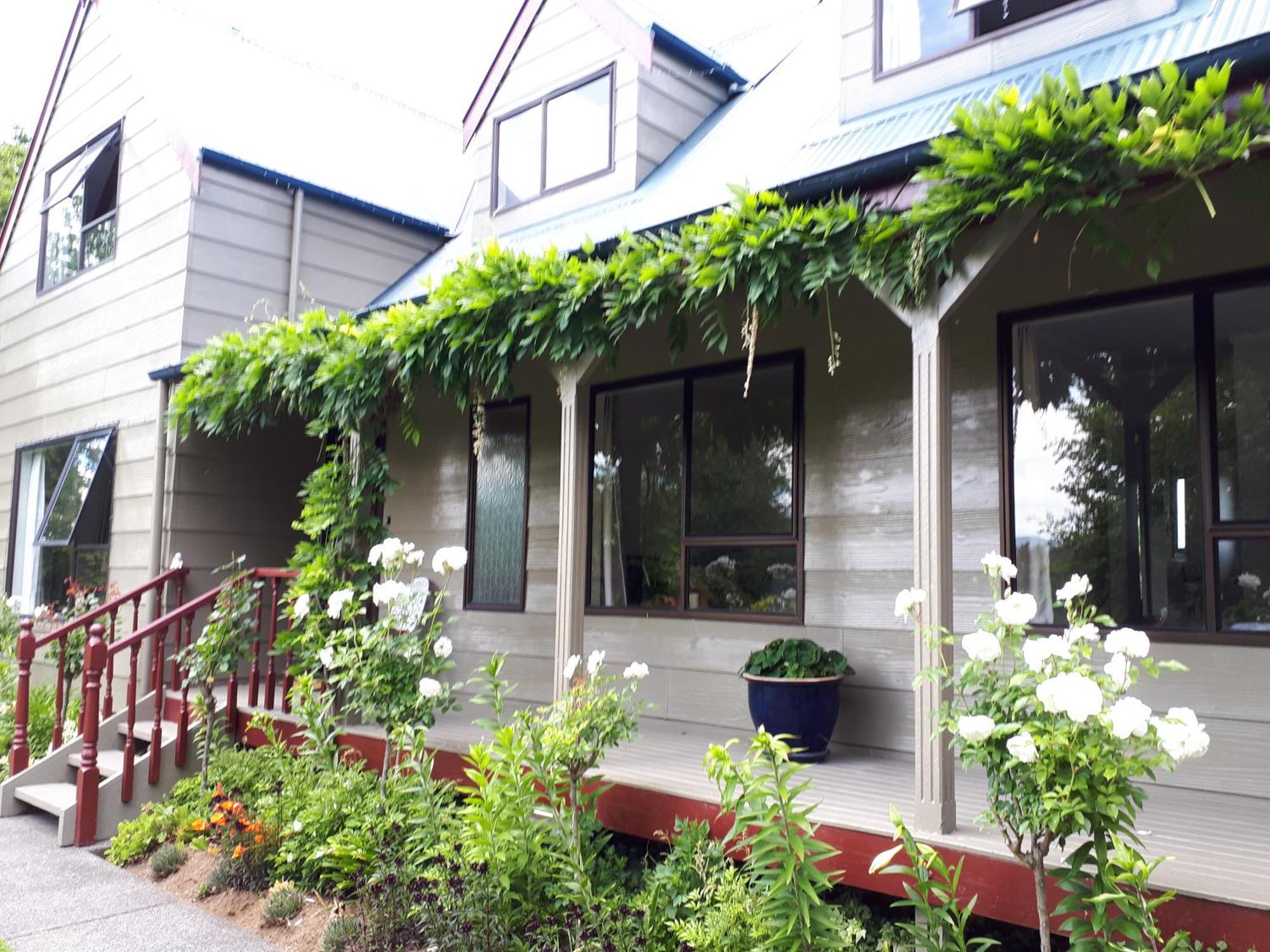 Rangaroa Heights Bed & Breakfast Taumarunui Ngoại thất bức ảnh